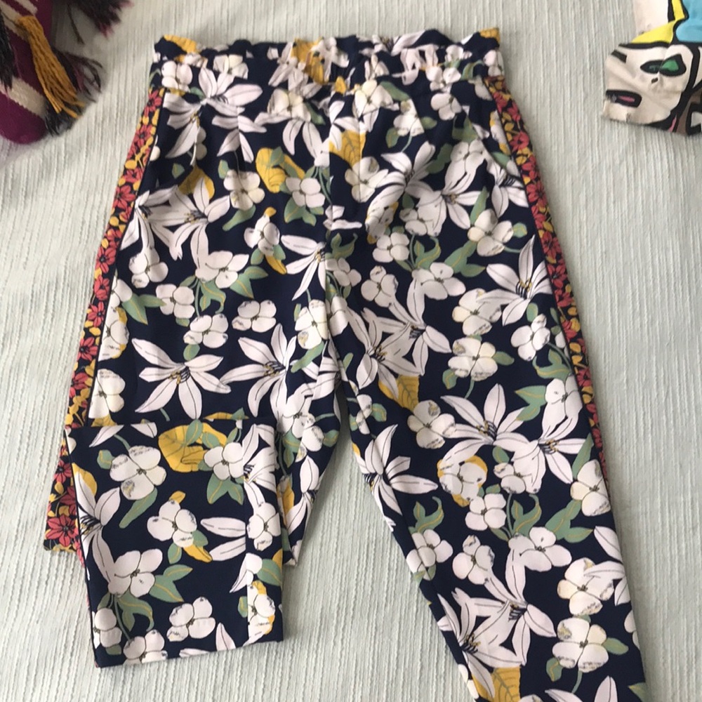 High waisted floral pants